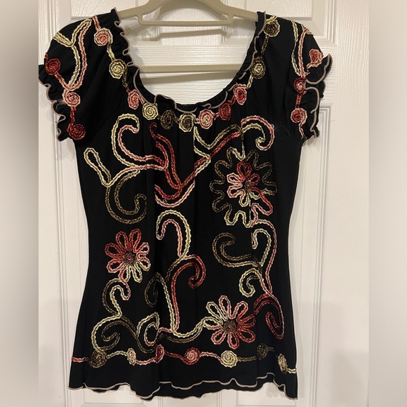 Lauren Michelle black embroider top - Small - Picture 2 of 2
